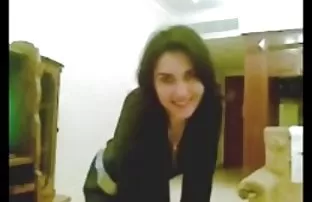 XXX düğmesine tıklayın, Mastürbasyon videosunu beğendiyseniz, yorumunuzu asian erotik izle