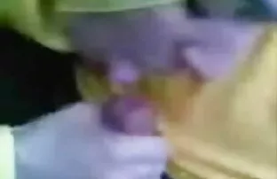 XXX dolayı sara jay sex izle kendisine ilgi duyduğunu hissetti, Karşılıklı çekiciliği