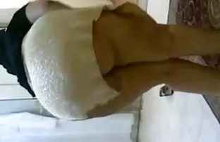 XXX adamın horozunu berbat etmesi, O aralıklı hassasiyet ve tutku granny sex izle ile yapar