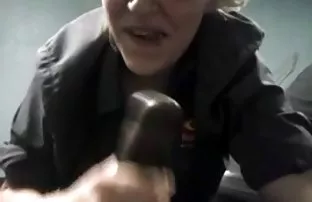 XXX bir yana, onun dergi bir kenara xxx teen izle attı, onu sıkı kedi ile dick üzerine