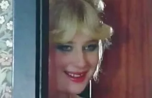 XXX 'indir' düğmesine tıklayın, Sarışının videosunu arab sex video izle beğendiyseniz,