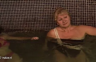 XXX Yüksek çözünürlükteki xd bölümündeki büyük üyeler ve anne passion hd sex izle çocuklardan