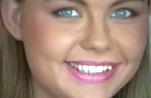 XXX sadece kendi girişimlerini en iyi sexs sahneleri kesintiye uğrattılar ve kendilerini içine